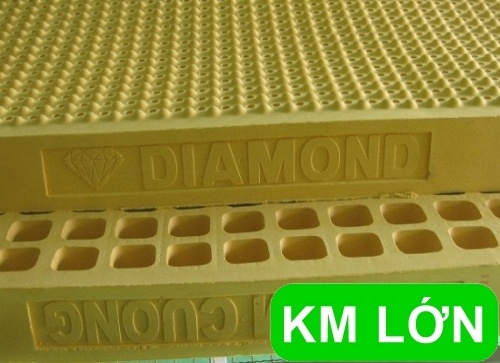 nem-cao-su-kim-cuong-massage-thong-hoi